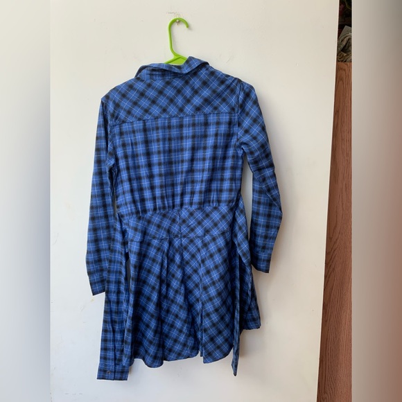 Steve Madden Flannel Dress - Picture 6 of 7